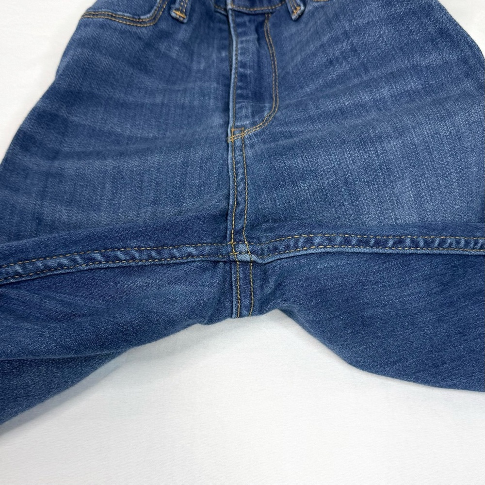 Hollister Ultra High-Rise Ripped Jean Leggings Advanced Stretch - Picture 9 of 16